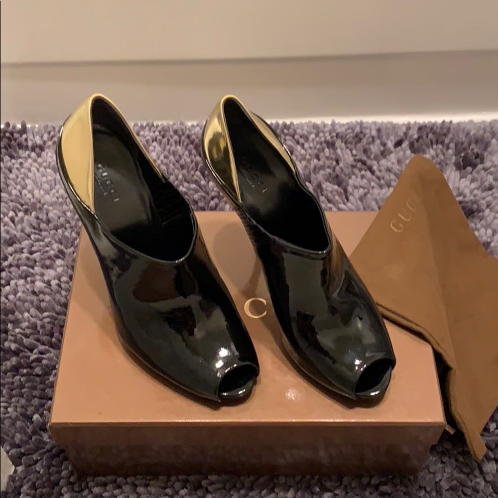 Gucci open toe high heel ankle boot (black)